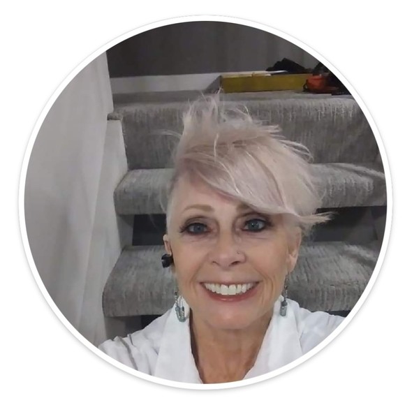 Meet your Posher, Nancy - Picture 1 of 1